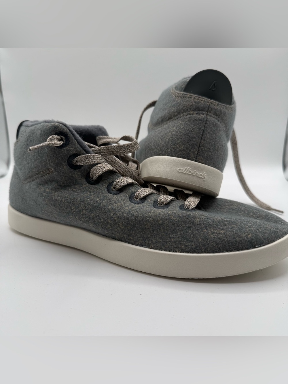 Allbirds Women size 10 Gray Wool Mids Lace Up Shoes